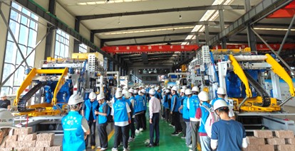 Ang pag-apil sa edukasyon sa industriya nag-apil sa bag-ong momentum alang sa Smart nga paghimo